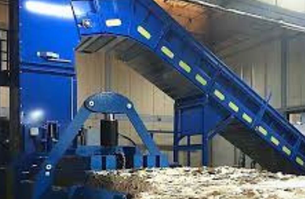 Tragedia en una Planta de Reciclados en Godoy Cruz: un hombre murió prensado por una de las máquinas