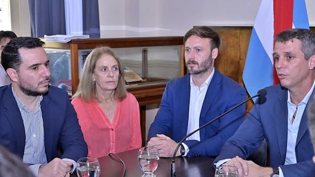 Francisco Azcué solicitó informes de la gestión de Enrique Cresto.