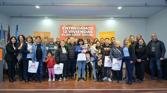 Se entregaron 12 viviendas del Plan Casa Social en Arroyito