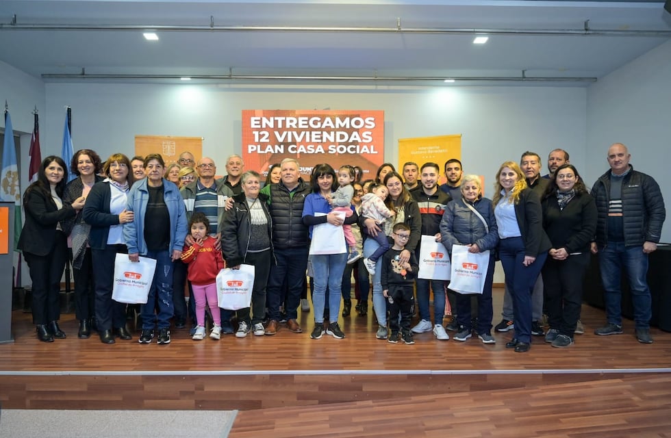 El Municipio realizó la entrega de 12 Viviendas del Plan Casa Social