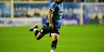 Augusto Berrondo vuelve al once titular de Racing, ahora por izquierda y en lugar de Leandro Fernández (Ramiro Pereyra / La Voz)
