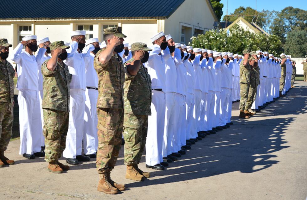 Baterías: egresaron 216 Marineros Tropa Voluntaria