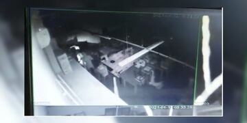 La seguidilla de robos fue registrada por cámaras del establecimiento.