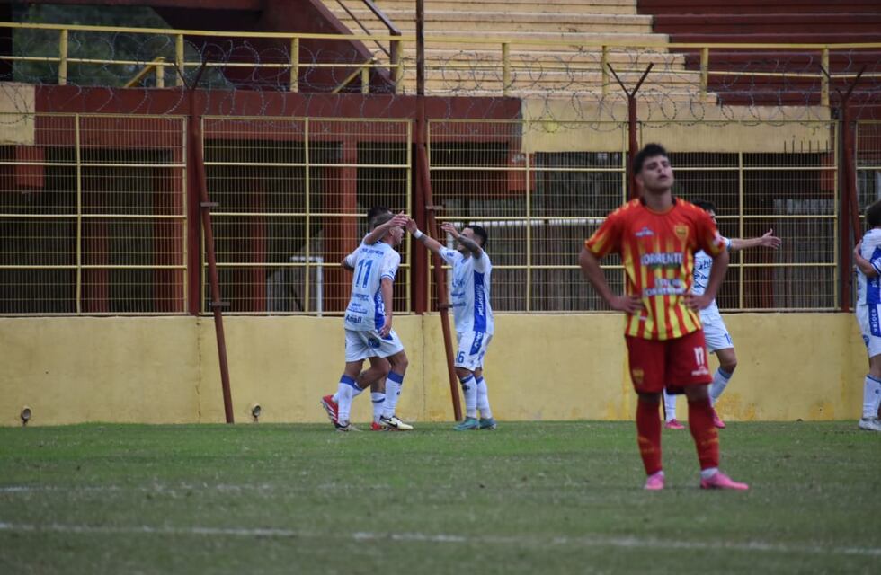 Atlético rescató un empate sobre la hora en Corrientes