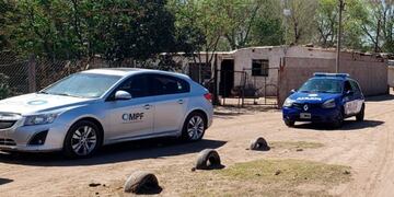 Una joven embarazada fue herida por una bala perdida.