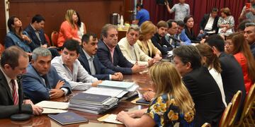 La Comisión Redactora de la Convención Constituyente de Jujuy dio por finalizada su tarea con la compaginación de toda la documentación emanada del proceso.