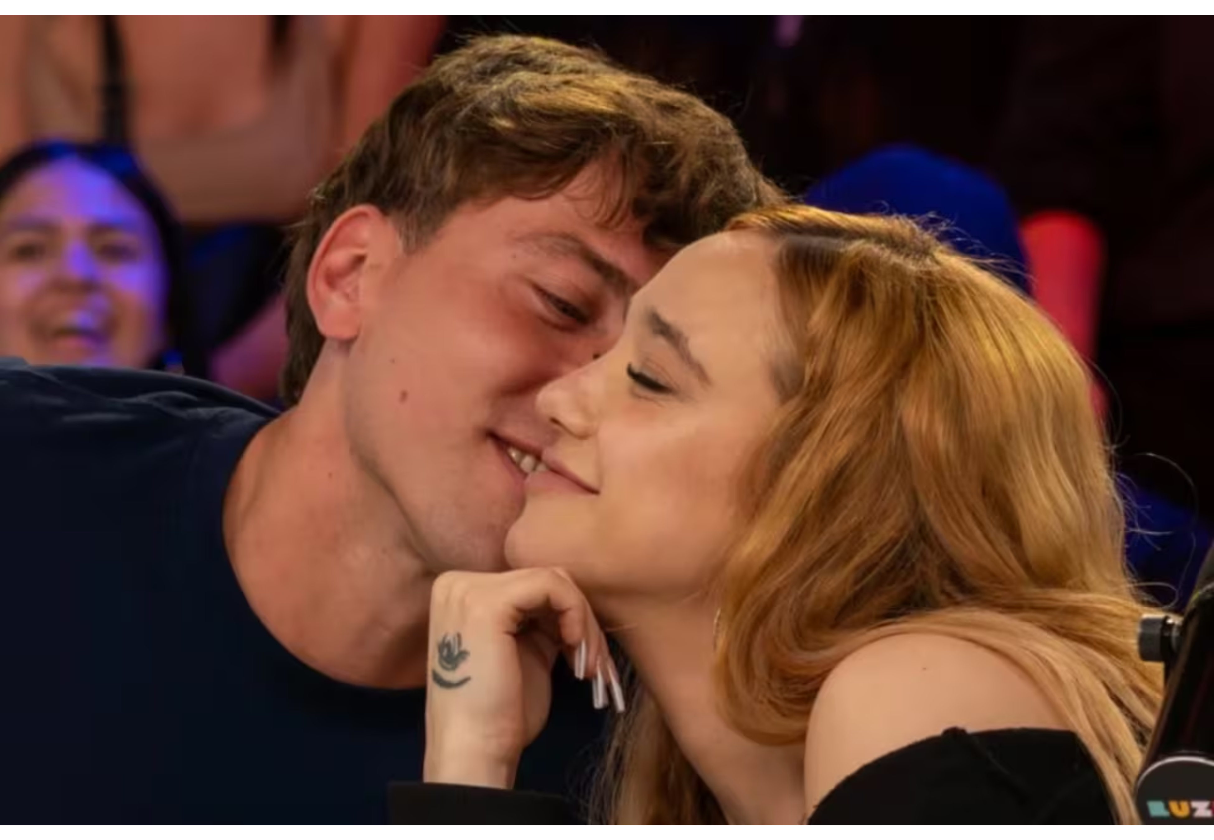 El influencer y la artista están cada vez más cerca.