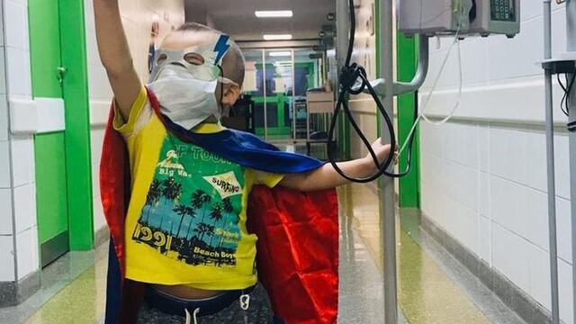 Santi, el pequeño guerrero de Río Primero que impulsó la lucha por la Ley de Oncopediatría.