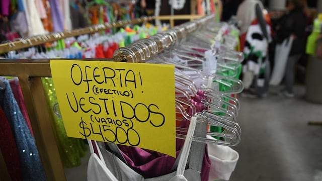Reabrió el local de ropa furor en Córdoba por sus bajos precios.