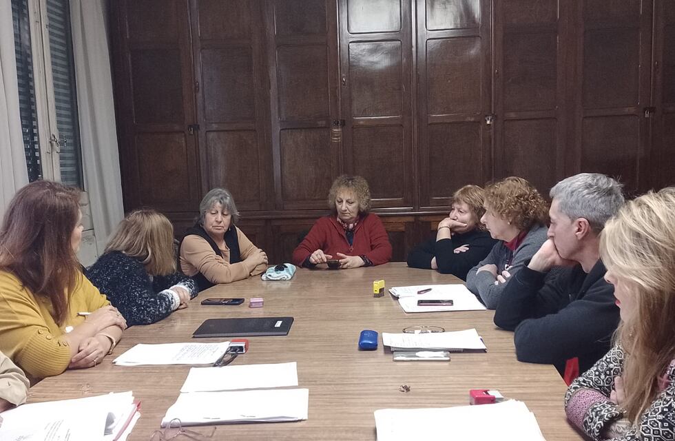 Comisión de Derecho de la Familia recibió a representantes de los jubilados municipales