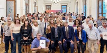 Firmaron convenios para la construcción de nuevas aulas