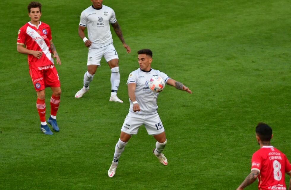 Talleres se va a Paraná con cambios en la mira para defender la punta