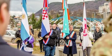 Acto en Ushuaia por el aniversario de la República de Croacia
