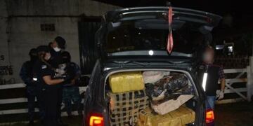 Secuestran un automóvil repleto de droga en Posadas.