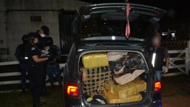 Secuestran un automóvil repleto de droga en Posadas.