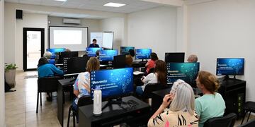 Inicia el Taller de Alfabetización Digital y Prevención de Ciberdelitos