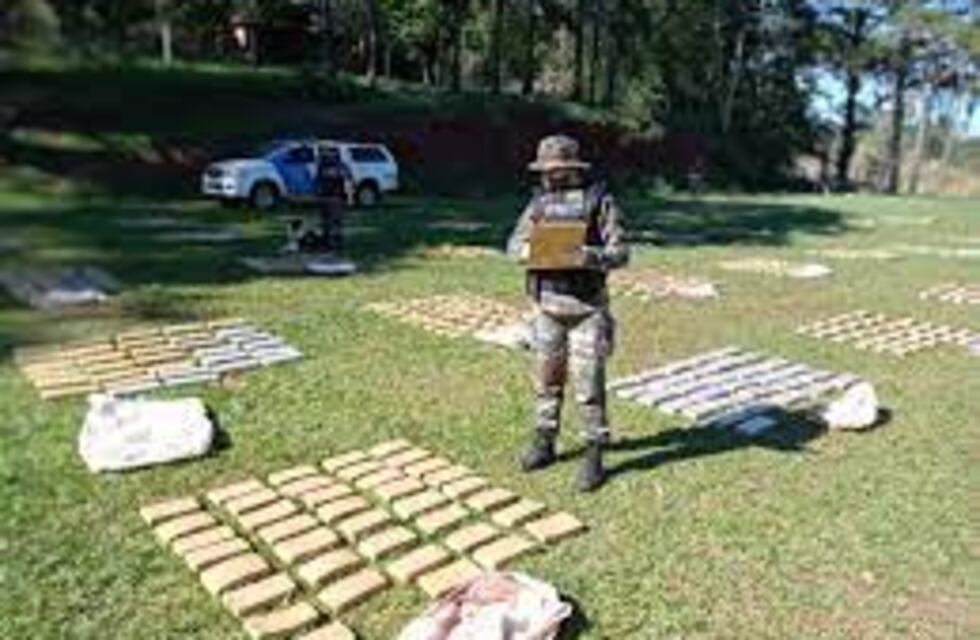 Secuestran más de dos toneladas de marihuana en Puerto Libertad