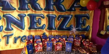 La Peña Garra Xeneize de Tres Arroyos y sus agasajos en el Día de la Niñez