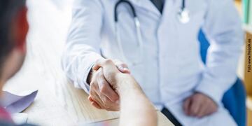 La Justicia de Rosario permitió que un hombre le done su riñón a su amigo y colega de trabajo.