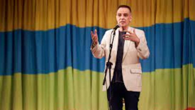 Daniel Aye en la sala Malvinas de Las Heras.