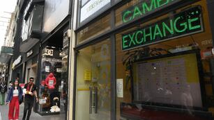 Consultá el valor del dólar blue en Córdoba. (Enrique García Medina / Clarín/ Ilustrativa)