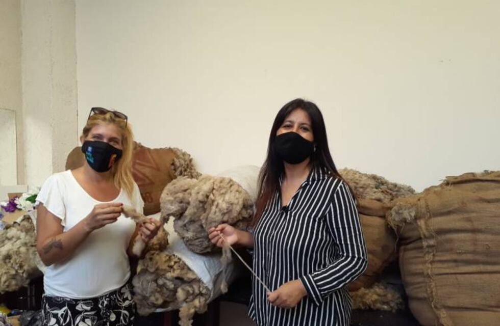 Compra de lana para artesanos de Mina Clavero