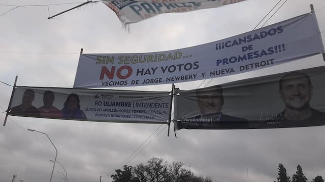 "Sin seguridad no hay votos", dicen los pasacalles de vecinos de Sauce Viejo.
