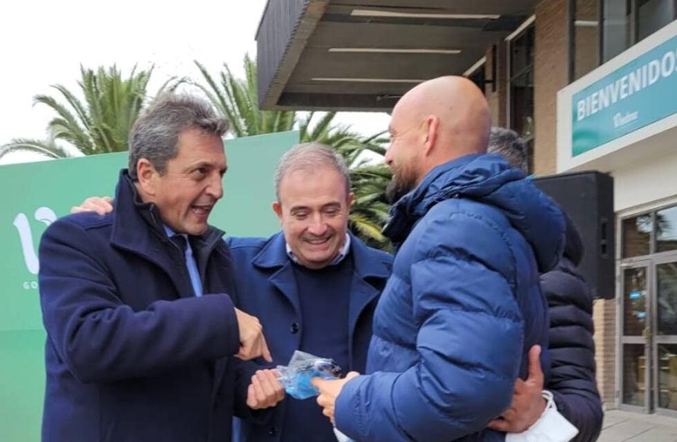 Tras el golazo a Rosario Central, Sergio Massa felicitó a Fabricio Elgorriaga