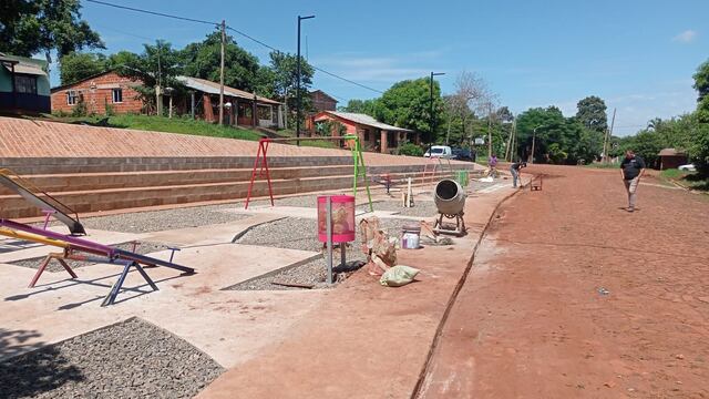Se recuperó un espacio público del barrio San Lucas de Puerto Iguazú.