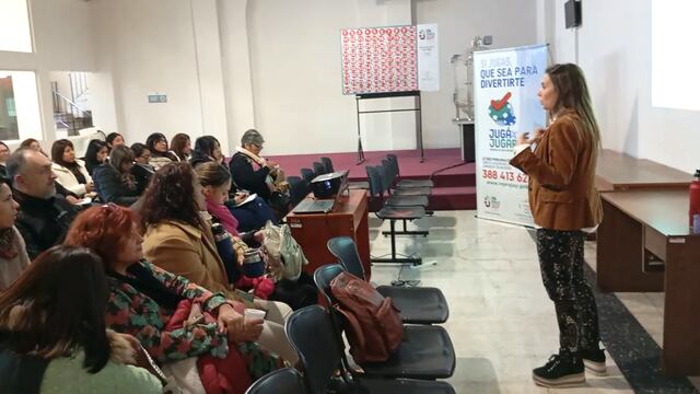 Empleados y funcionarios municipales fueron capacitados en materia de "Juego Responsable y Juego Ilegal".