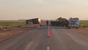 Un camionero murió tras un choque en la ruta 4.