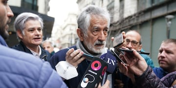 Alberto Rodríguez Saá, gobernador de San Luis, imposibilitado para seguir comprando dólares.