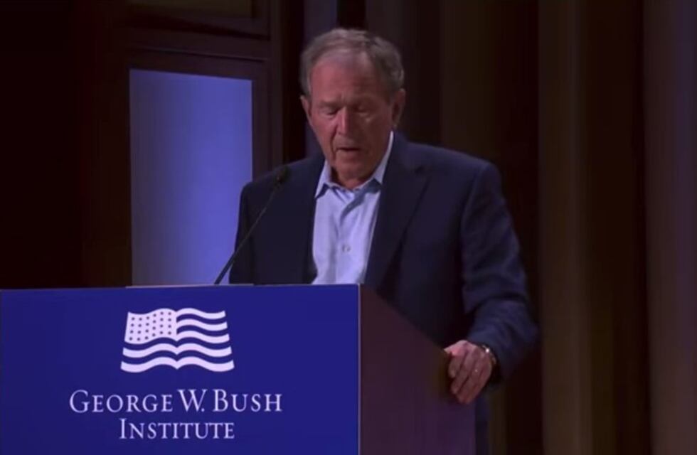 El insólito blooper de George W. Bush al referirse a la guerra entre Rusia y Ucrania que se hizo viral en las redes