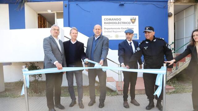 Acto de inauguración del Comando Radioeléctrico de Sunchales
