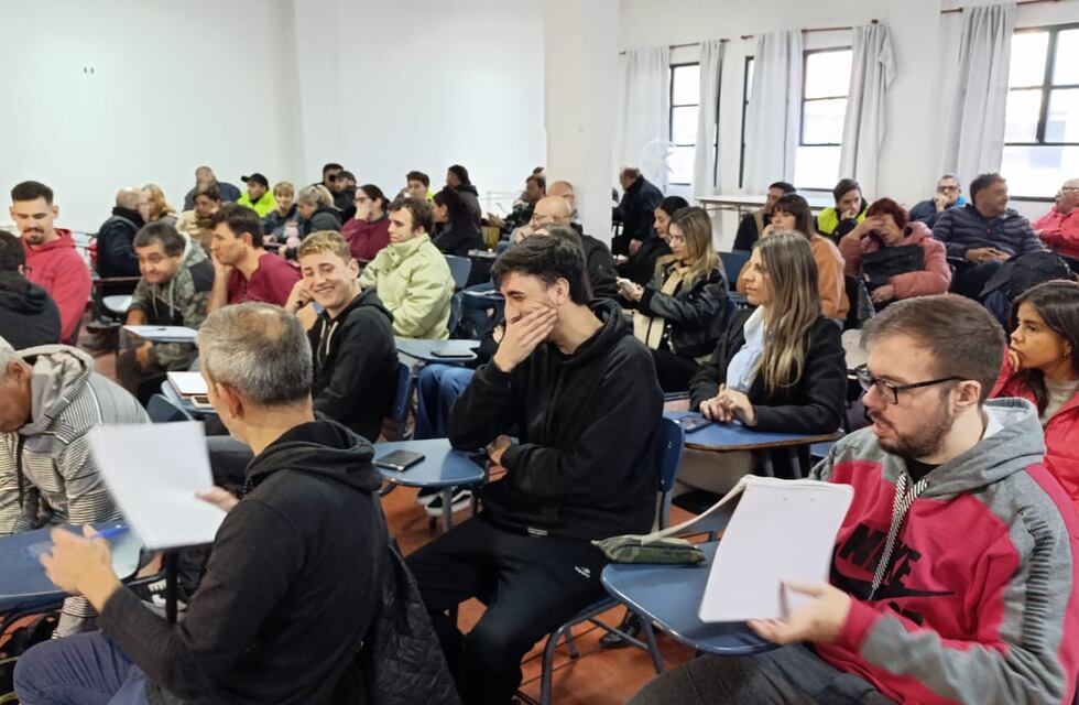 La Secretaría de Seguridad de Tres Arroyos se capacita en la Ley Micaela