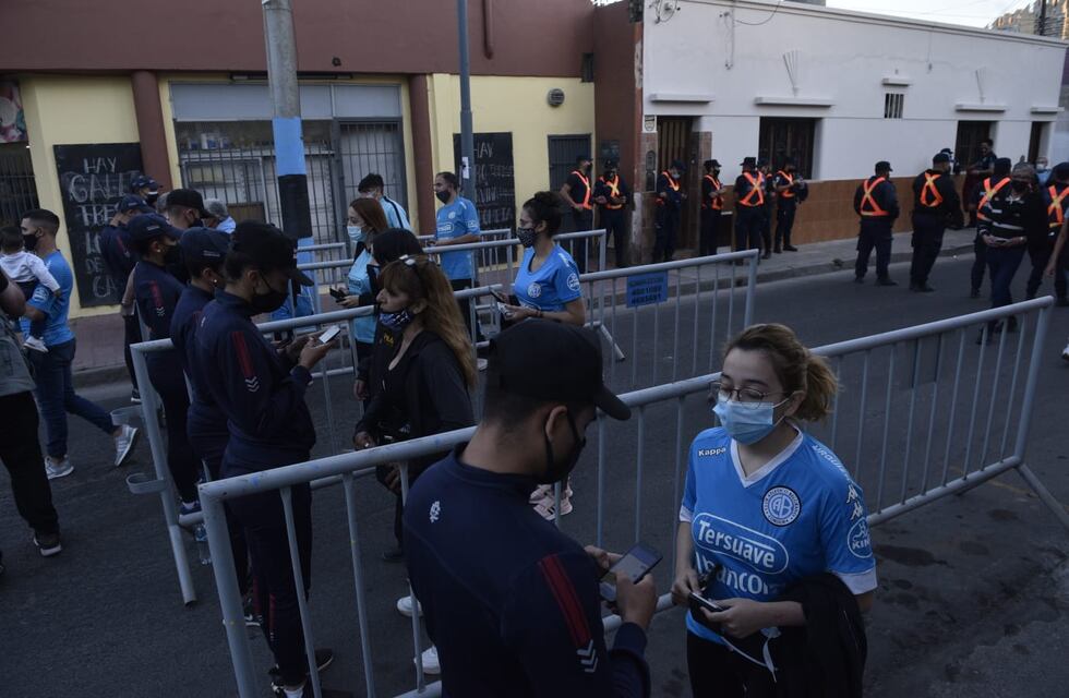 Así se vivió la vuelta del público a la cancha de Belgrano