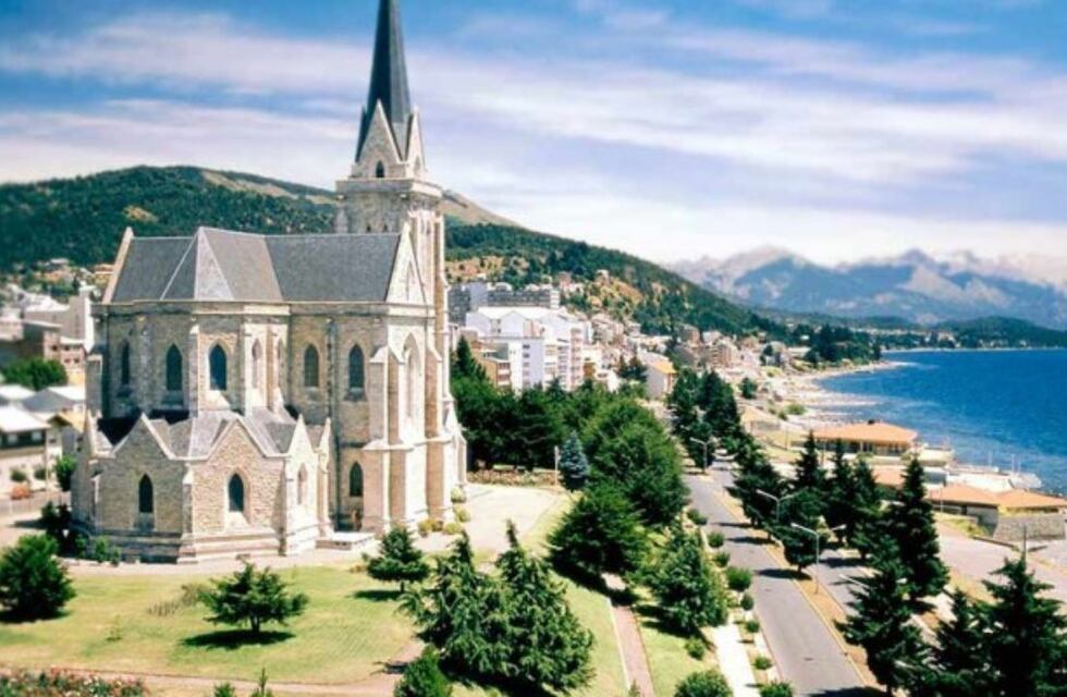 Viajar a Bariloche en otoño: cómo comprar pasajes aéreos con 50% de descuento