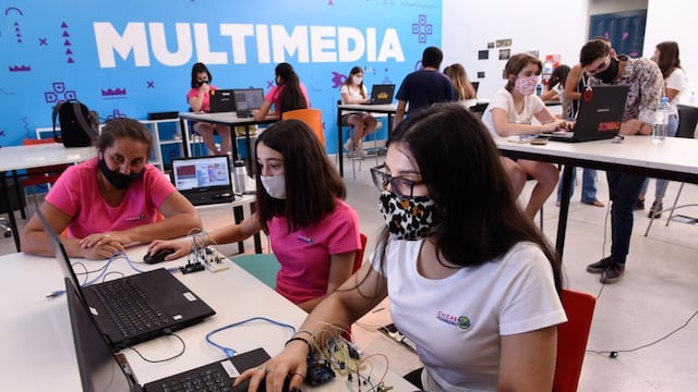 La Municipalidad de Godoy Cruz llevará a cabo el ciclo de introducción a la programación para chicas de 13 a 17 años. Gentileza MGC