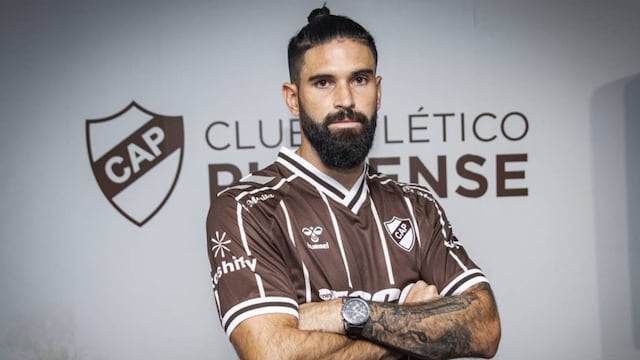 Nicolás Orsini, jugador de Platense. (Crédito: X/@nicoambrogi)