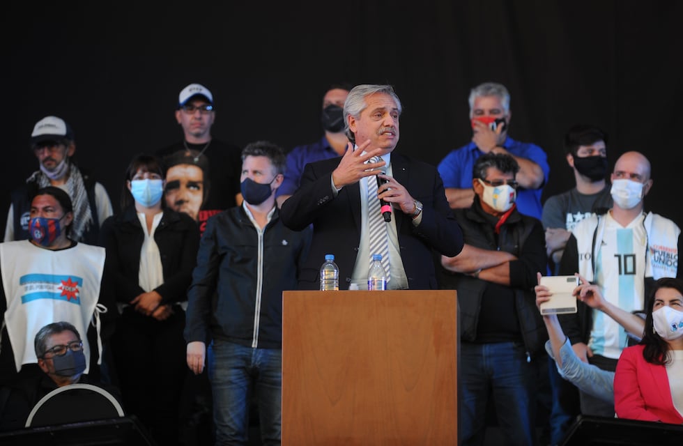 Alberto Fernández: “Mientras ellos brindan en Miami, yo peleo con el FMI”