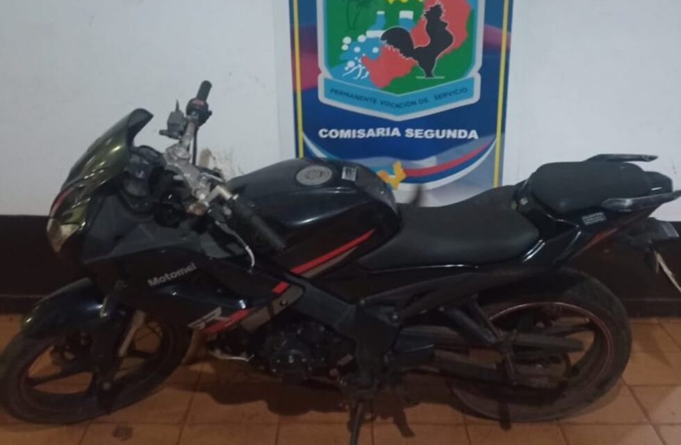 Recuperan una motocicleta presuntamente robada en Puerto Iguazú