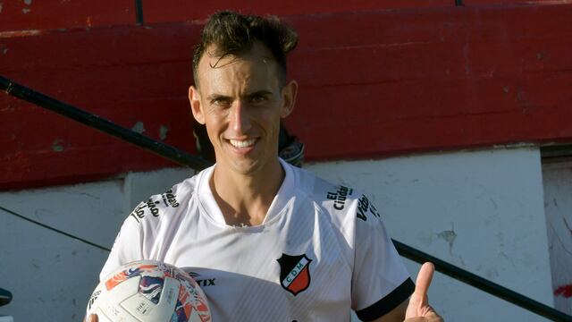Bruno Nasta, goleador del Deportivo Maipú, de la Primera Nacional.