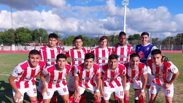 El 9 empató en Esperanza y se complica