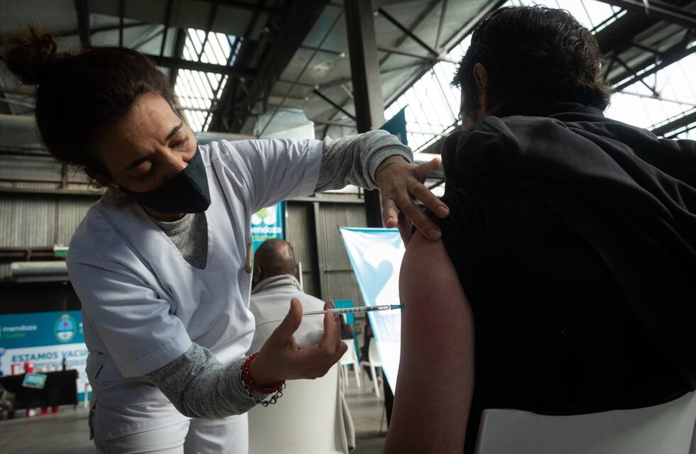 Coronavirus en Mendoza: hoy hubo 16 muertos y 417 nuevos casos