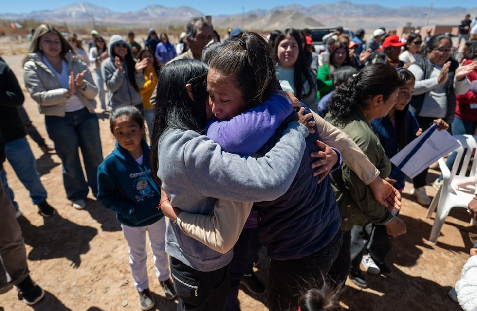 El Peñón hizo historia: entregaron 20 casas a familias de la Puna