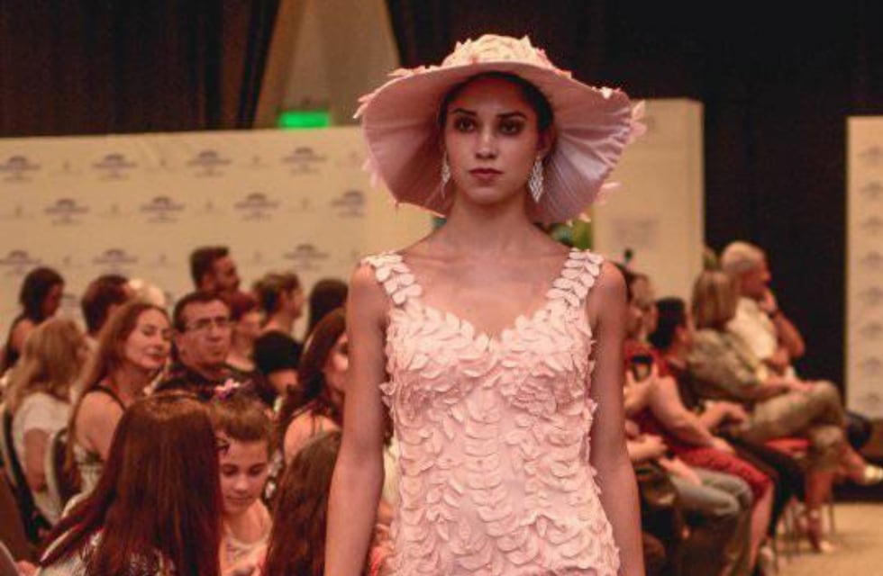 Modelo y cordobesa: las fotos inéditas de la nueva novia de Ulises Bueno