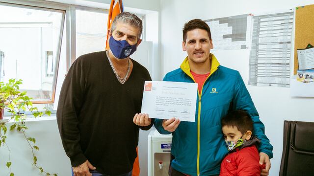 Río Grande: reconocieron al docente “Héroe” que salvó la vida a una joven