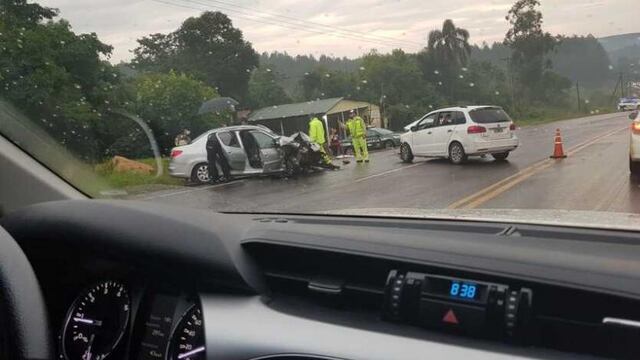 Accidente sobre el Piray Guazú dejó tres heridos.