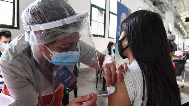 La provincia de Santa Fe tuvo este jueves 55 casos de coronavirus y 14 muertes.