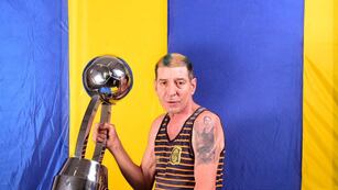 El fanático auriazul se anotó entre los primeros socios que fueron al Gigante de Arroyito.